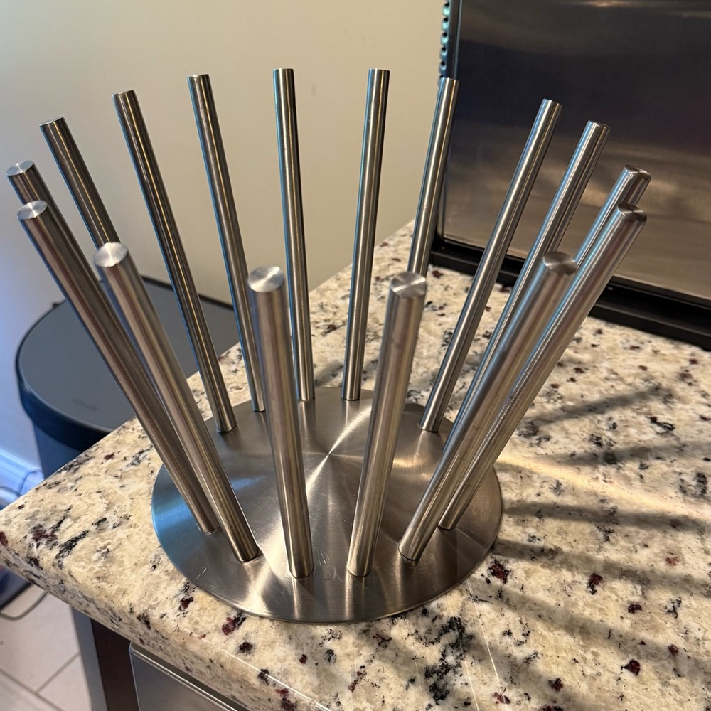 Silver Fruits Basket Solution for Modern Kitchens
